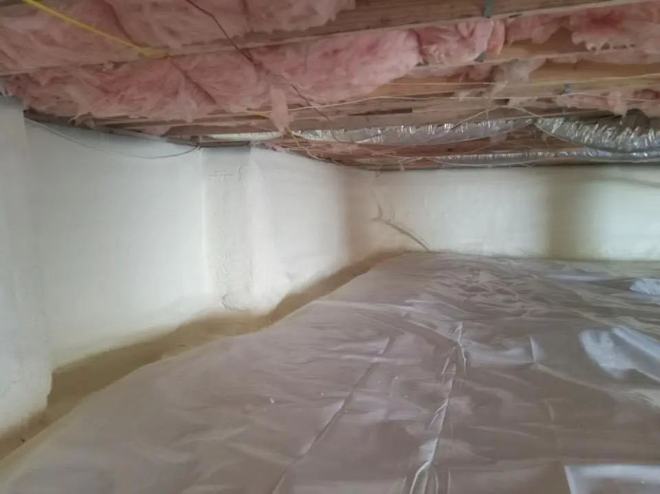 Crawl space encapsulation with closed-cell spray foam for Metal Roof Coating in Murfreesboro